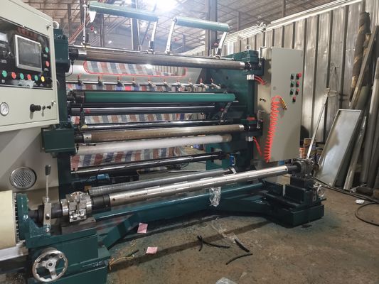 Máquina de corte vertical com controlo PLC, máquina de revestimento de papel, máquina de reviravolta de papel 0 - 200 m/min