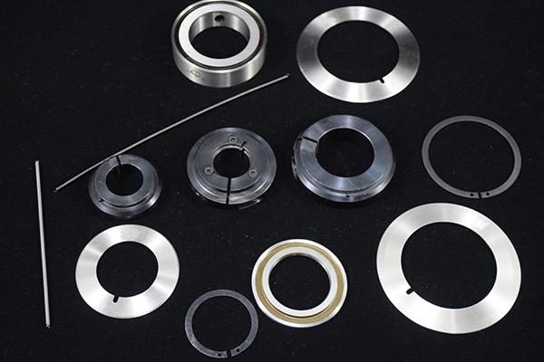 Lâmina de corte rotativa redonda de alta precisão Lâmina de borda de PVC Lâmina de corte de lâminas rotativas Máquina de corte de tubos de papel fita adesiva Máquina de corte Lâmina 24